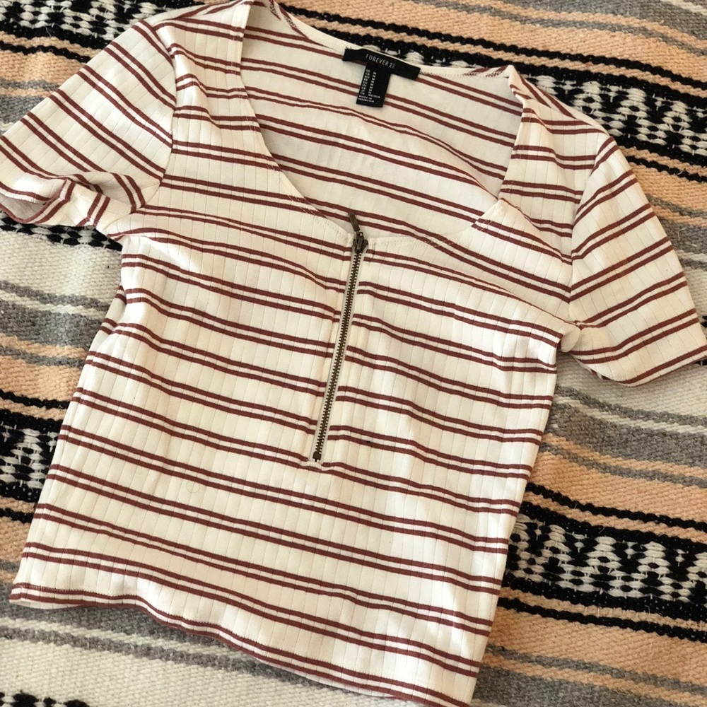 Forever 21 zip up shirt